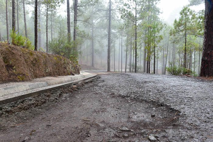 Obras en la carretera al área recreativa y zona ...