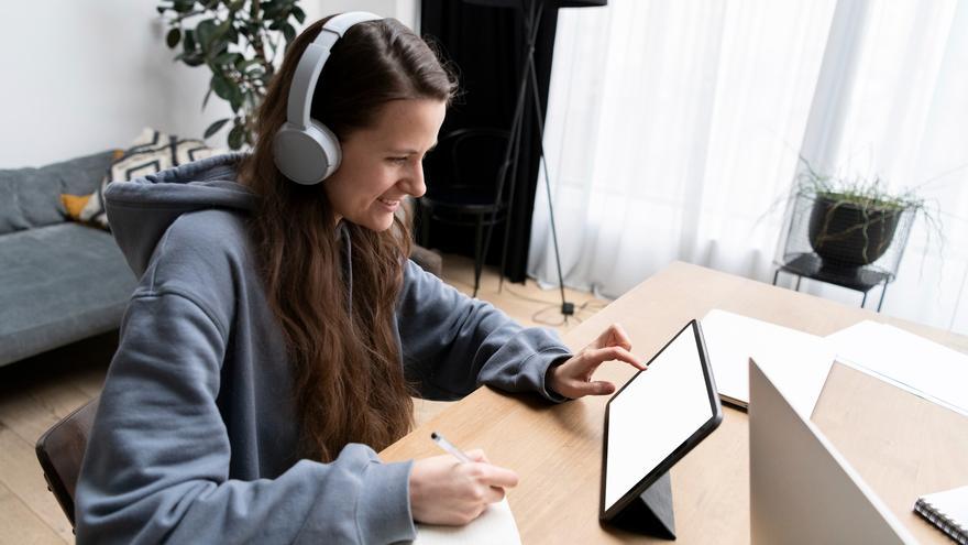 Estos son los grados medios y superiores con alta empleabilidad a los que aún te puedes apuntar en febrero