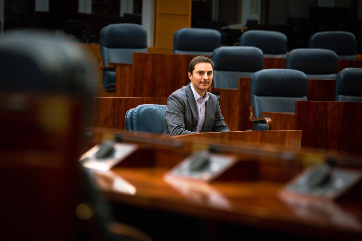 Juan Lobato, en la Asamblea de Madrid.