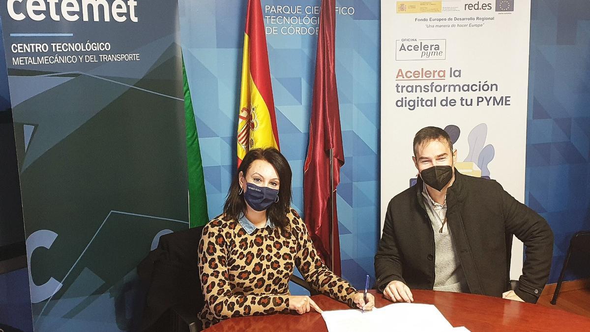 Firma del acuerdo entre MetalCórdoba y Cetemet.