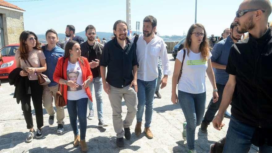 El &quot;photocall&quot; de Pablo Iglesias en Carril