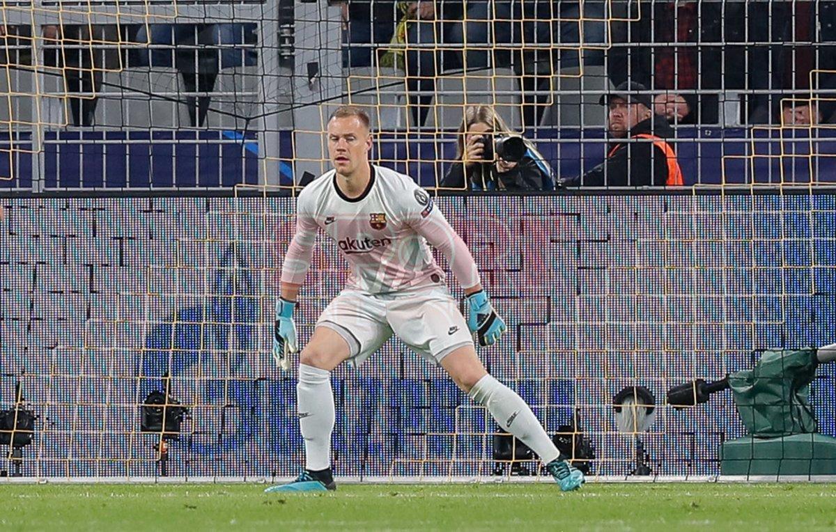 Marc Andre Ter Stegen durante el partido entre el Borussia Dortmund y el FC Barcelona de Liga de Campeones, disputado en el Signal Iduna Park en Dortmund.