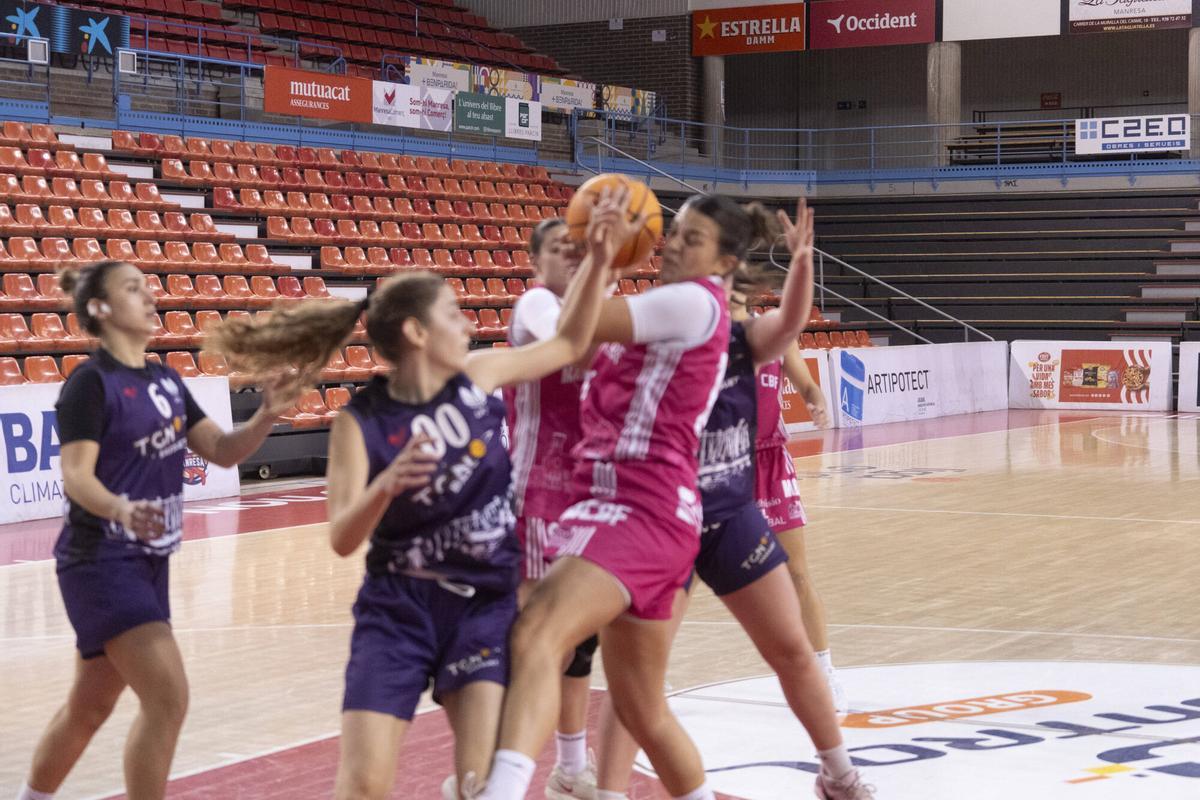 Totes les fotos del Manresa CBF-TGN Bàsquet Totes les fotos del Manresa CBF-TGN Bàsquet