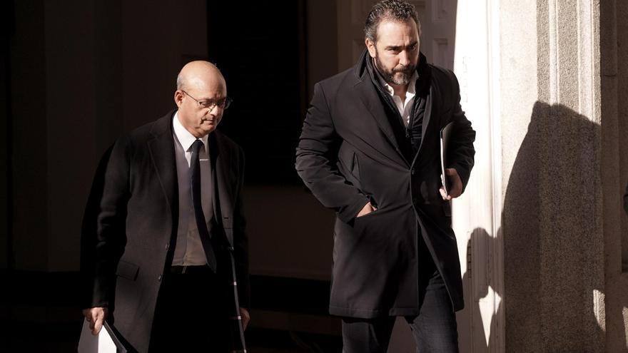 Los primeros presuntos testaferros de Aldama que declaran ante el juez se amparan en que en Canarias no se paga el IVA