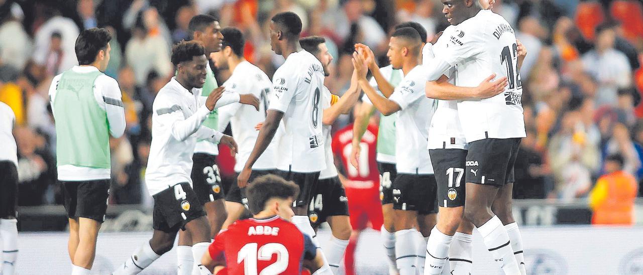 Valencia . Partido de Liga entre el Valencia cf Y EL Osasuna .