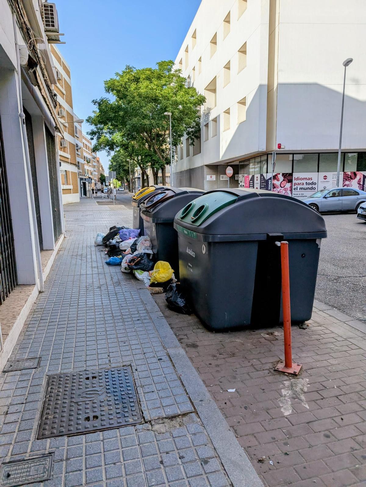 Imagen de contenedores difundida por Hacemos Córdoba.