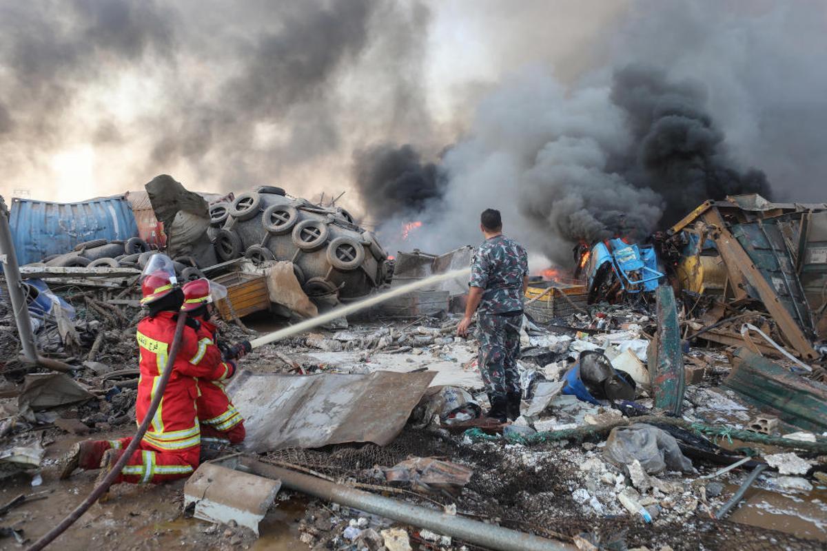 Exploten uns magatzems al port de Beirut