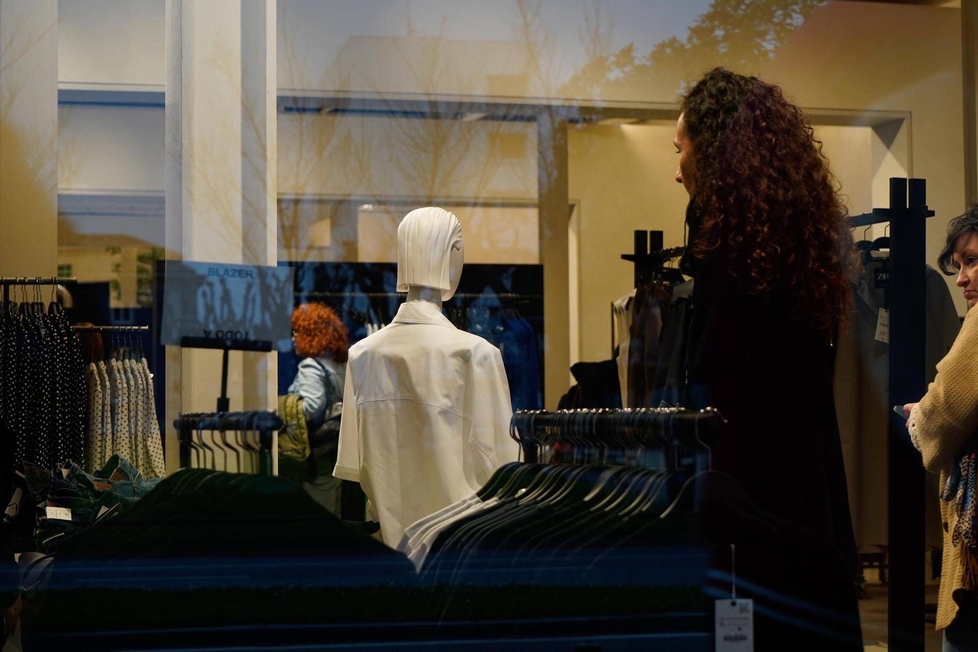 Zara abre en calle Compostela su 'corner' dedicado a lencería de