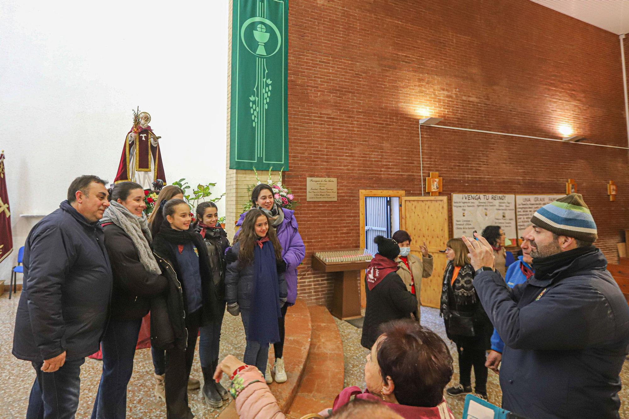 Romería y Bendición de animales en San Antón de Elche