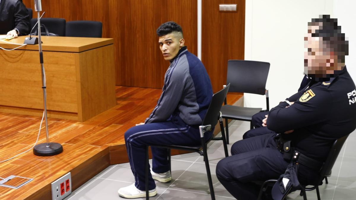 El joven, en el banquillo de los acusados de la Audiencia de Zaragoza.