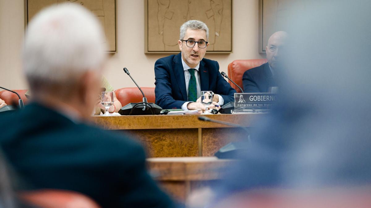 El Gobierno avanza hacia los presupuestos con una senda de déficit difícil de convalidar