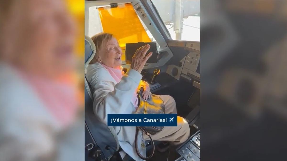 Dos abuelas cumplen su sueño de viajar a Canarias