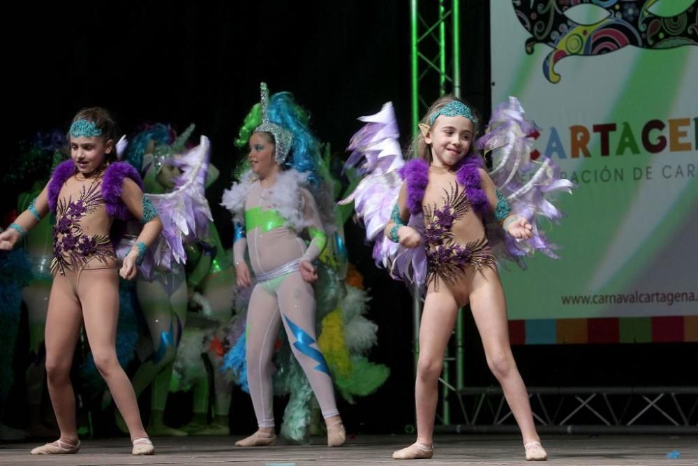 Andrea Guerrero, de la comparsa Los Gnomos, reina infantil del Carnaval de Cartagena 2017