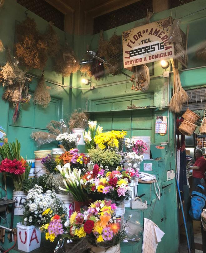 Puesto de flores del Mercado Central de San José, Costa Rica