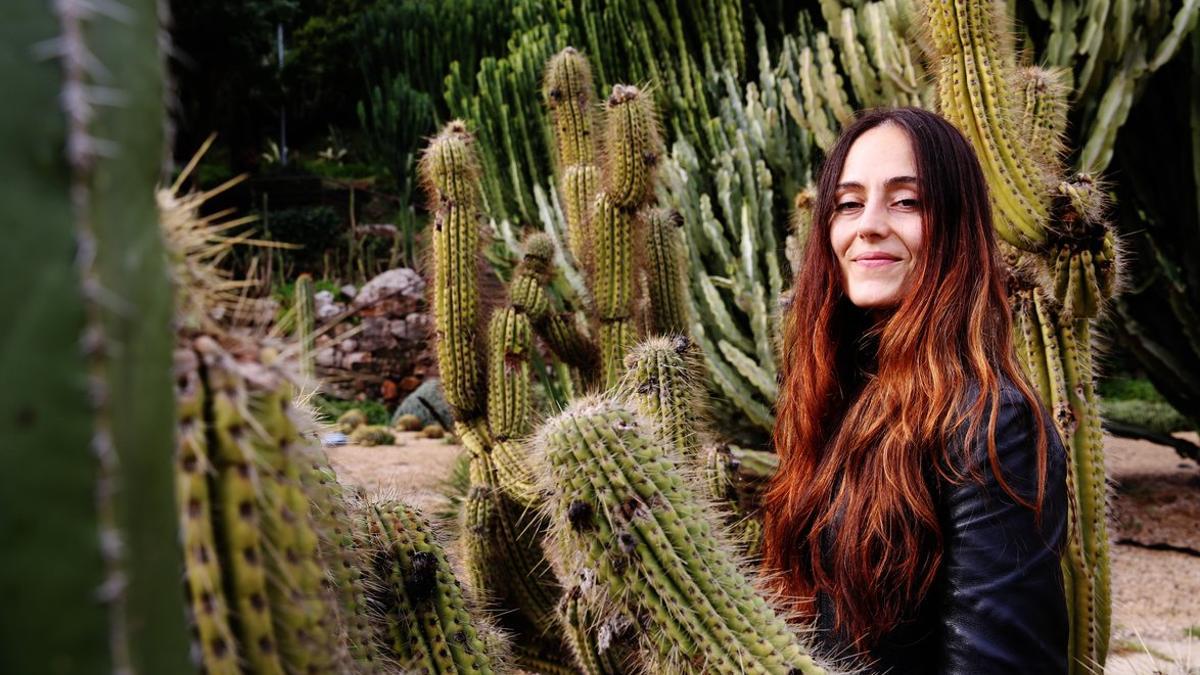 Helena Velez Olabarria en los jardines Costa i Llobera