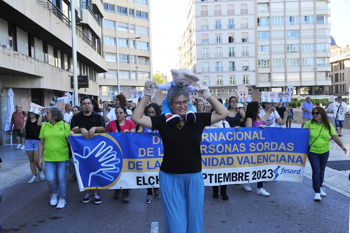 Fiesta de las personas sordas en Elche para proteger la lengua de signos