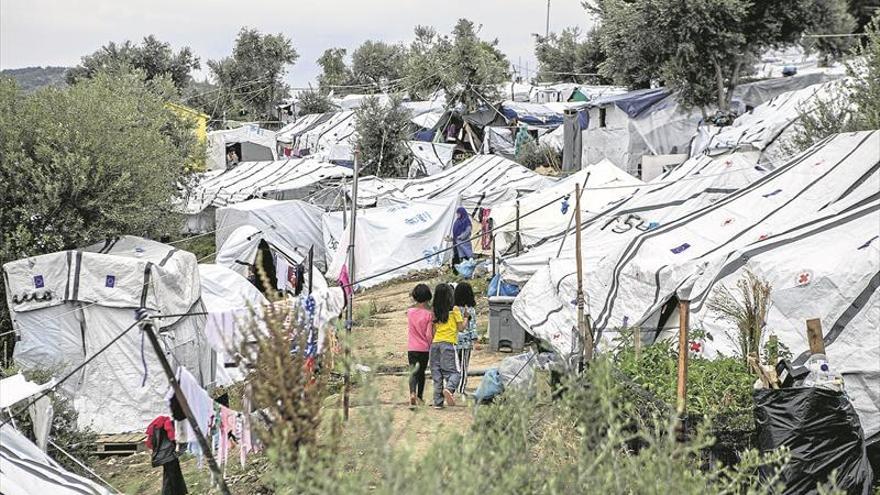 Grecia pondrá vallas en el mar para disuadir a los inmigrantes