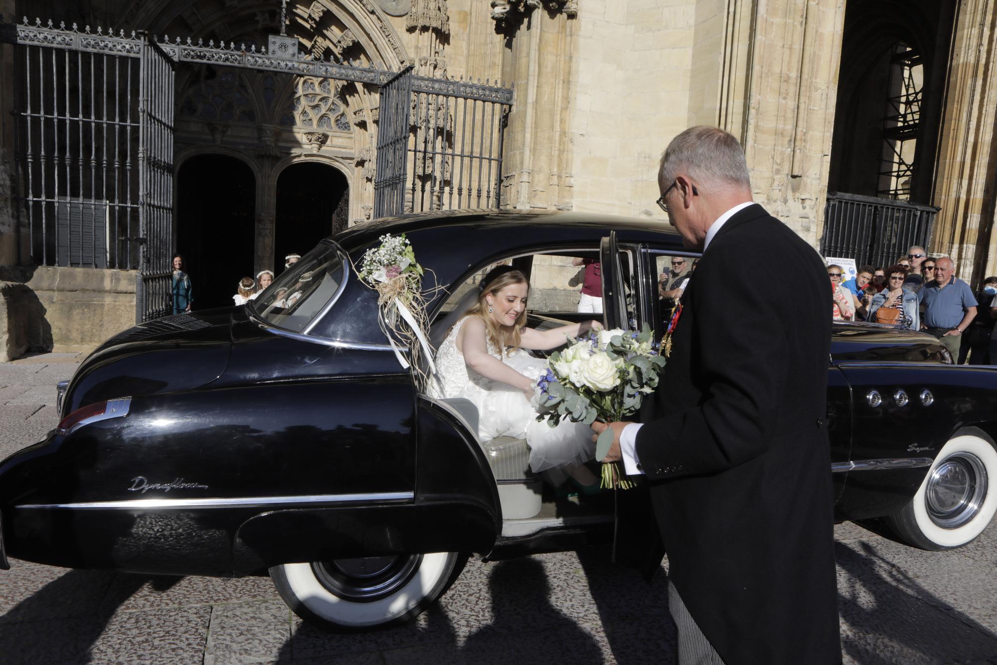 EN IMÁGENES: Oviedo acoge la boda de Paula Canga, hija de Diego Canga, consejero en la Comisión Europea