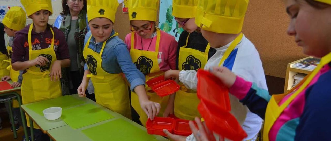 Un taller de alimentación impartido en el colegio riosellano en noviembre.