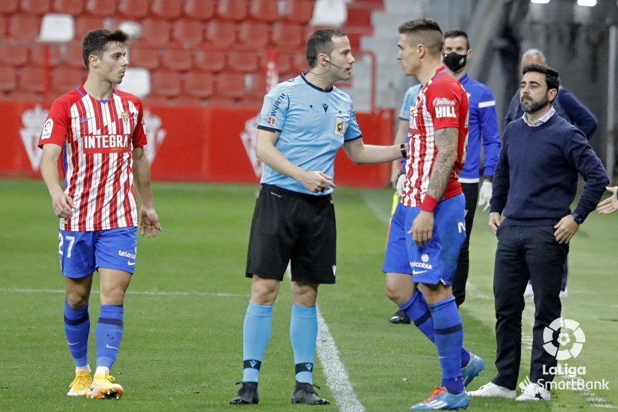 Partido de la Liga Smartbank entre el Sporting y el Málaga CF