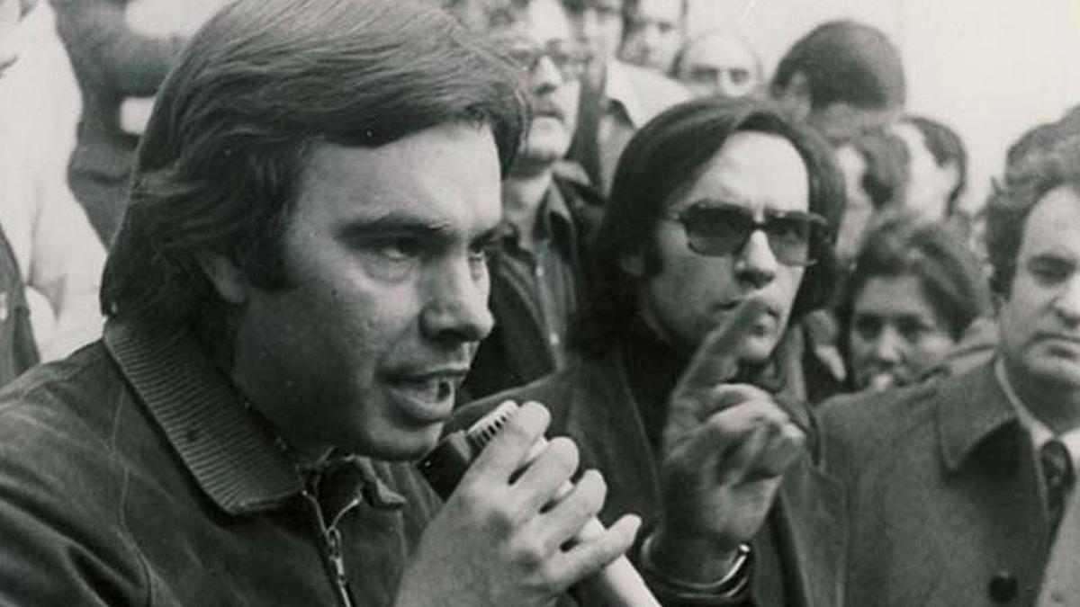 Felipe González en el congreso de Suresnes.