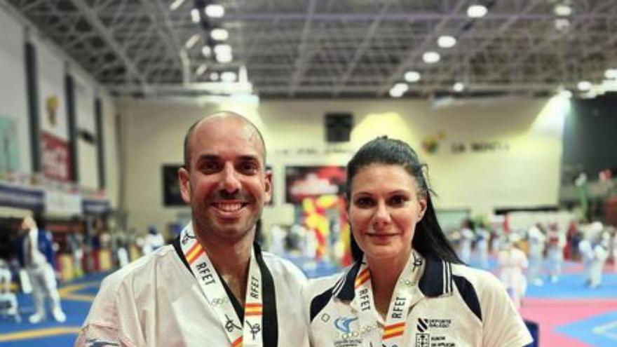 Yleana Rodríguez y Brais González, ‘masters’ de oro