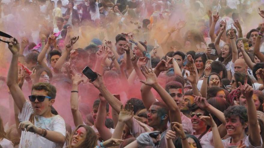 Un hombre pierde la vista en una fiesta Holi en Mallorca