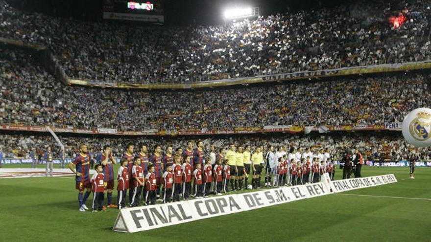 Una imagen de una final de Copa del Rey reciente en Mestalla.