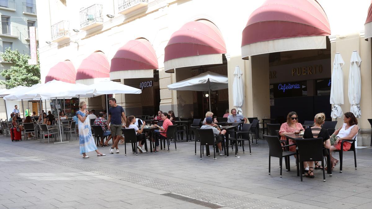 Ambiente, esta semana, en los Porches de Galicia.