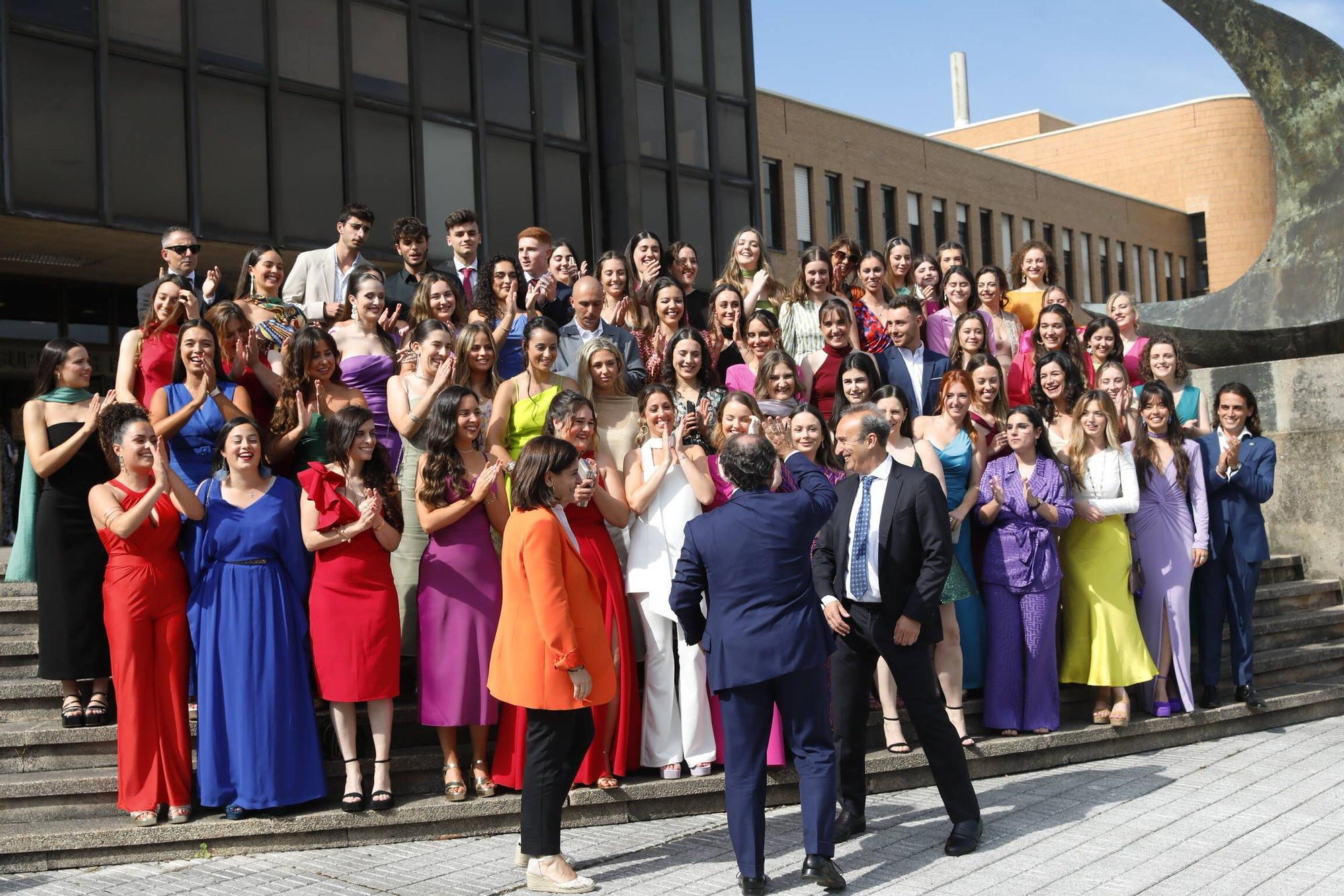 La graduación de la Facultad de Enfermería de Gijón, en imágenes