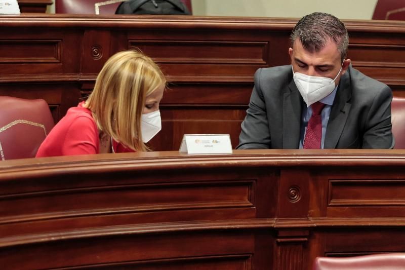 Pleno en el Parlamento de Canarias (13/10/21)