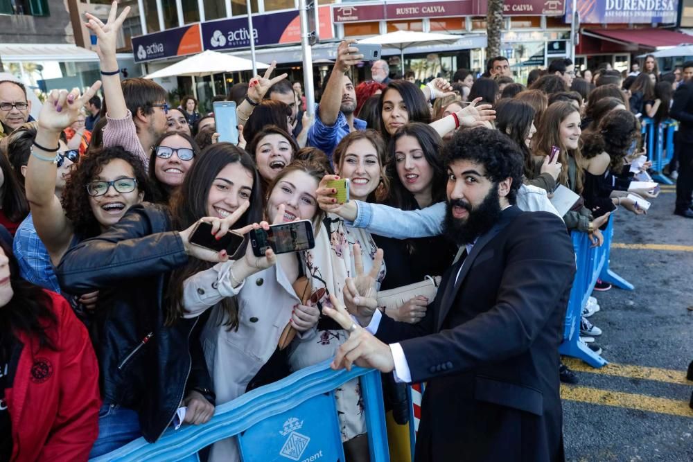 Hunderte jugendliche Youtuber feierten vor und im Auditorium ihre Idole