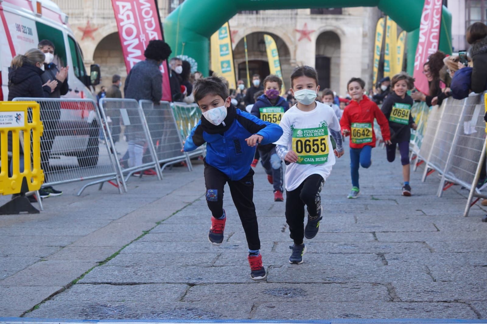 GALERÍA | Las mejores imágenes de la San Silvestre Zamorana: búscate