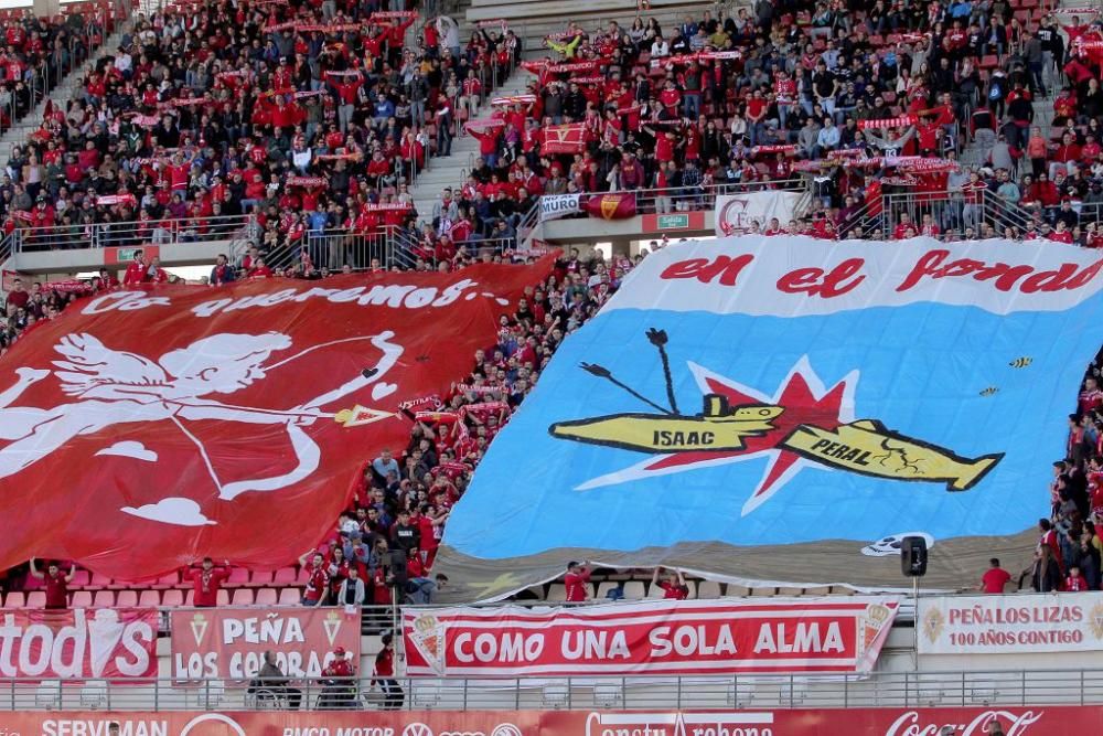 Así han vivido los aficionados del FC Cartagena el derbi