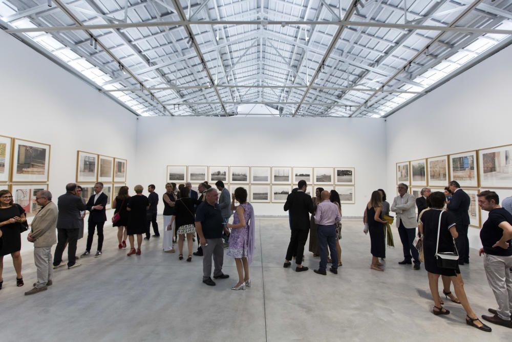 La reapertura de Bombas Gens como Centro de Arte y sede de la Fundació Per Amor a l´Art fue el acontecimiento cultural del verano. La fiesta de inauguración reunió a todo el espectro político institucional, al mundo empresarial y a la gente de la cultura. Hacía tiempo que València no celebraba un evento tan transversal.