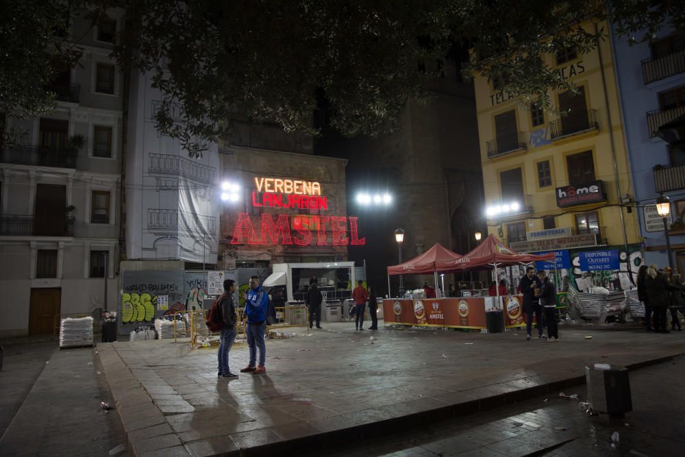 Primera gran noche de verbenas en València