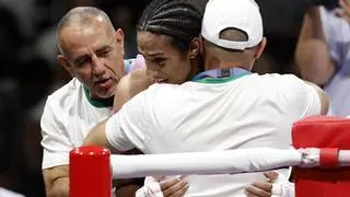 Gloria y éxtasis en el ring de Imane Khelif: "¡Es un símbolo de toda Argelia!"