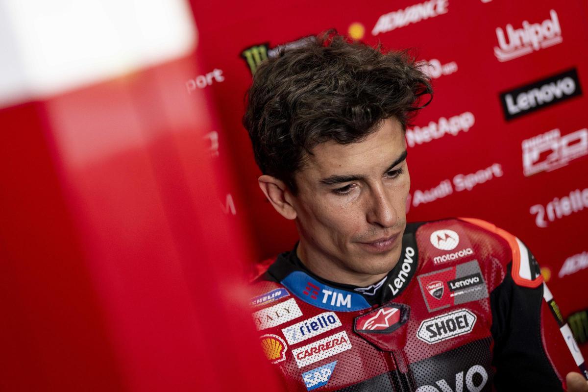 Marc Márquez, ya jefe absoluto de Ducati, se prepara, en Buriram, para renovar su título mundial de MotoGP.