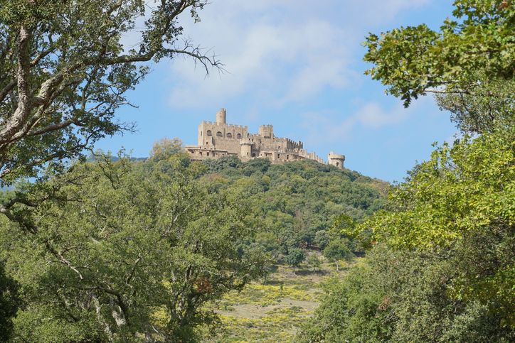 La fortaleza de Requesens: el palacio que quisó comprar Dalí.