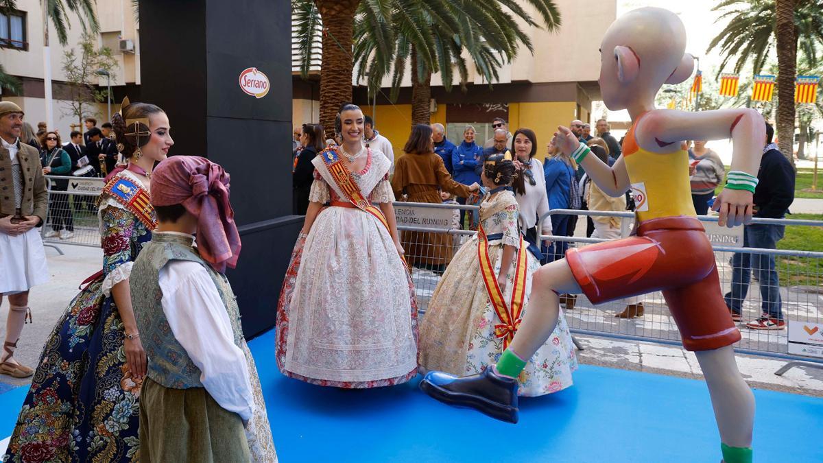 La 'meta' de la Falla Sueca Literato Azorín