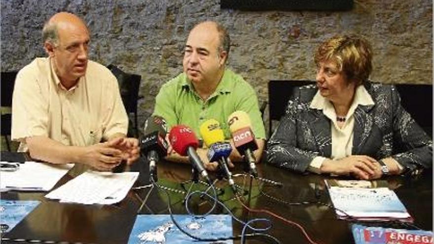 Miquel Duran, Francesc Feliu i Anna Maria Geli presenten el programa de màsters.