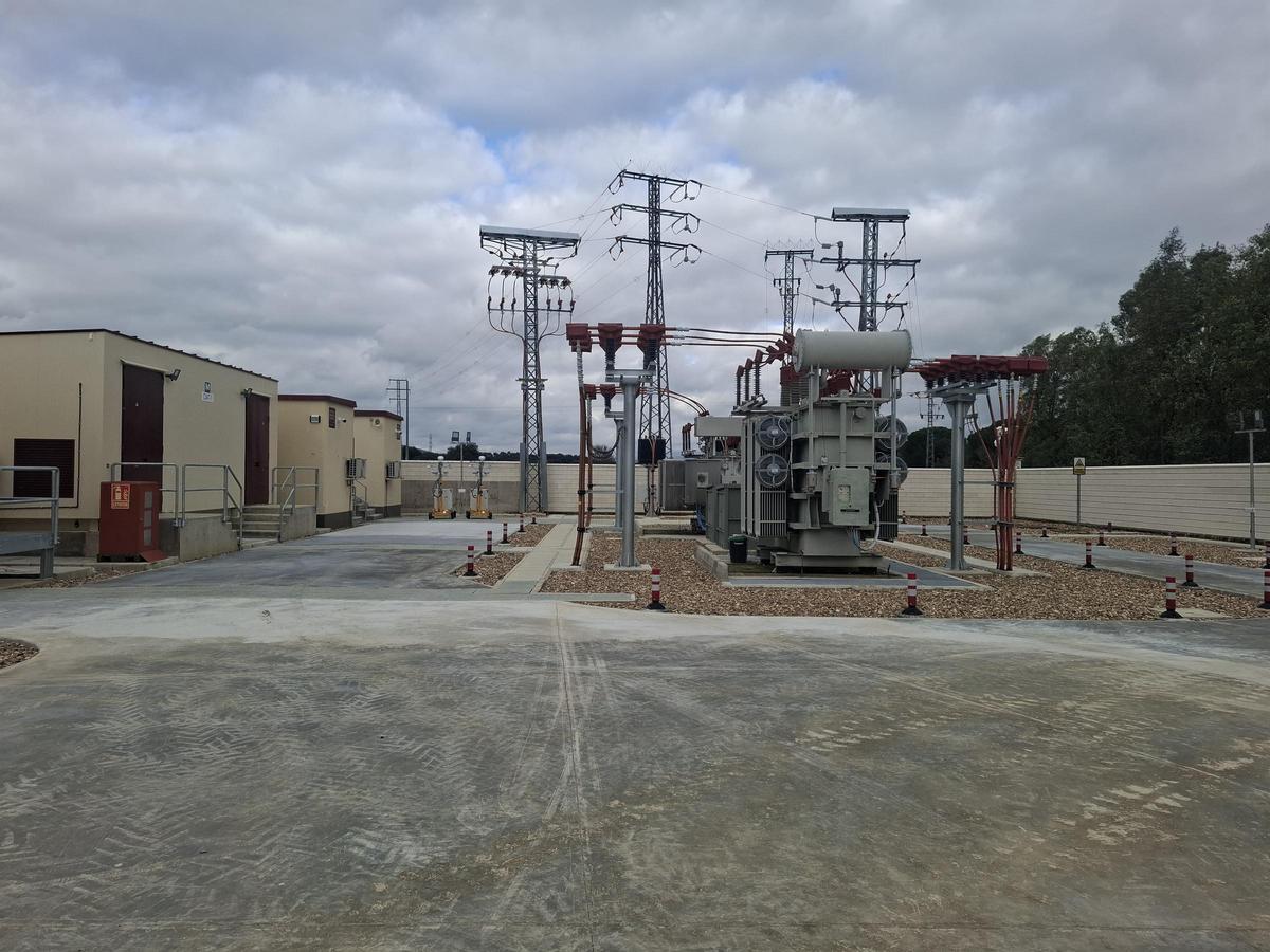 Subestación eléctrica de Valdecaballeros, en La Siberia