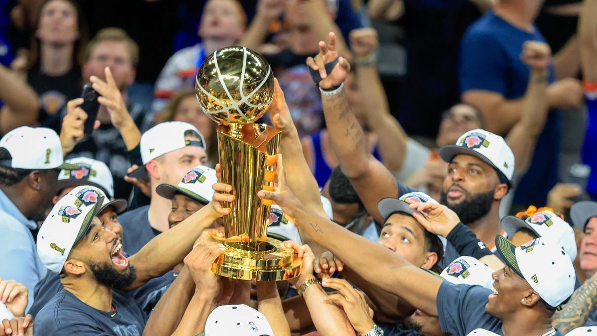 Los Knicks recibirán el anillo de campeón ante los Sixers después de proclamarse campeones en junio pasado