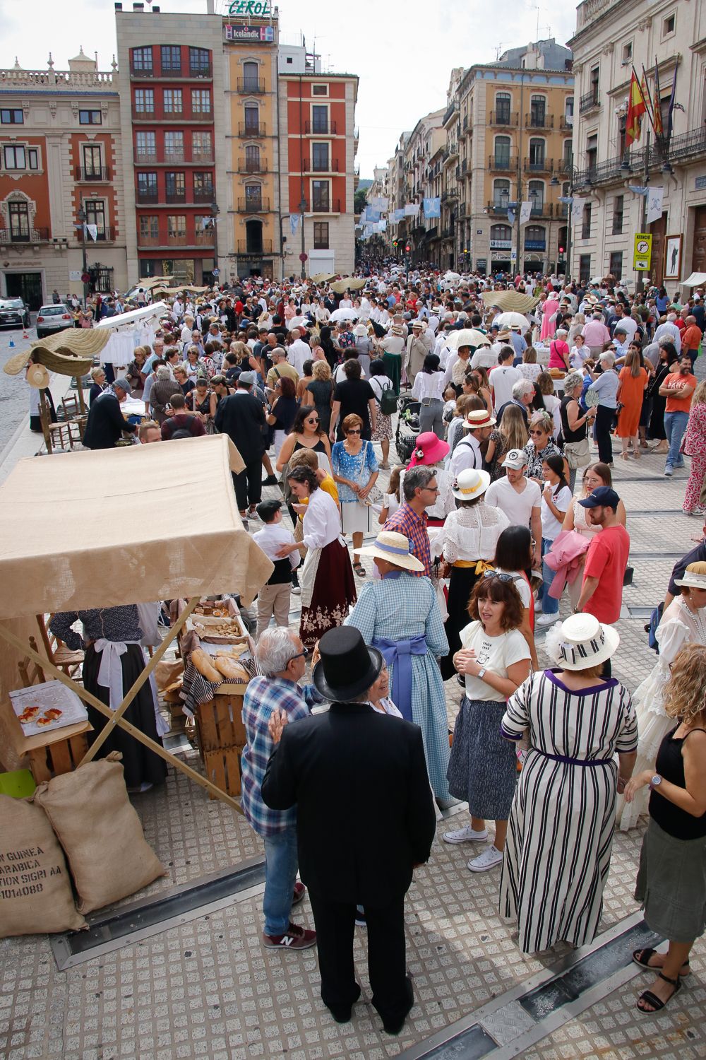 Feria Modernista de Alcoy, en imágenes