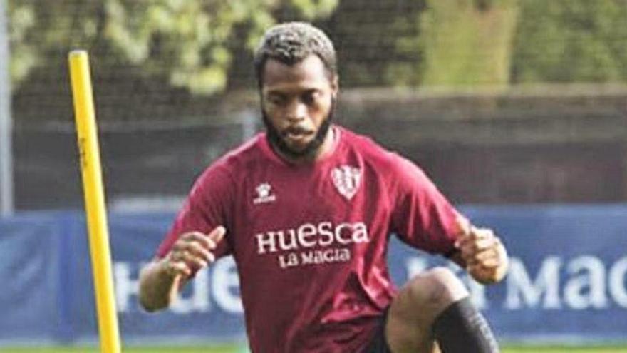 Doukouré ya se entrena sin molestias