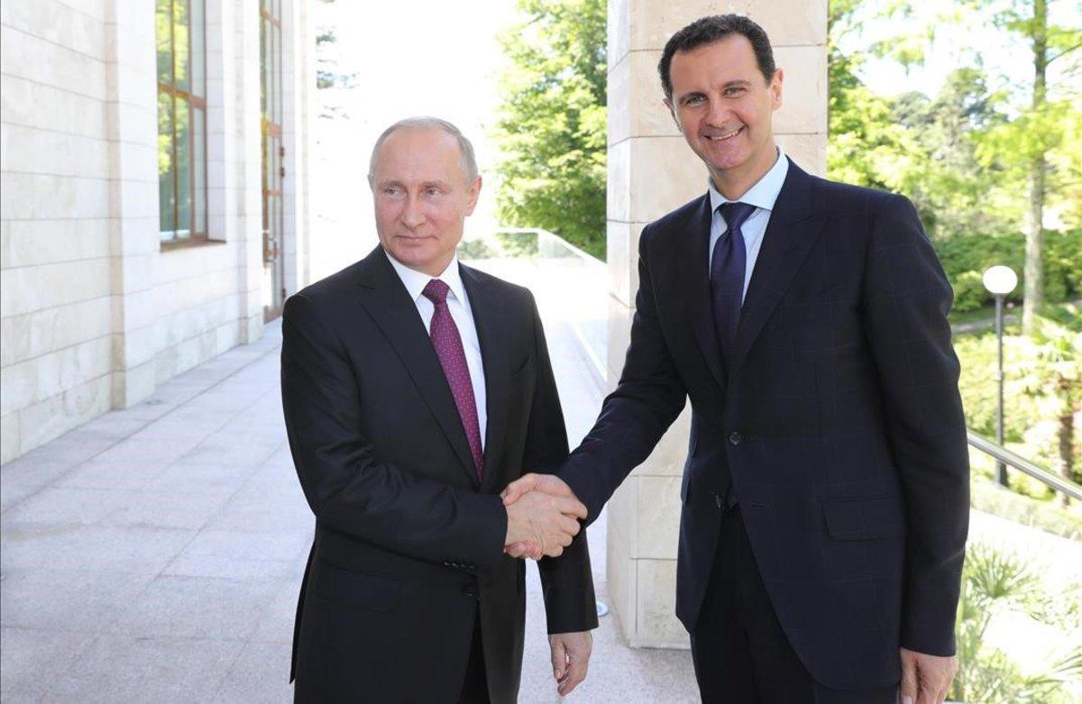 zentauroepp43378178 russian president vladimir putin welcomes syrian president b190112170132