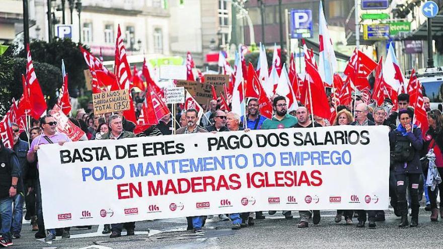 Los trabajadores de Maderas Iglesias reclaman sus salarios