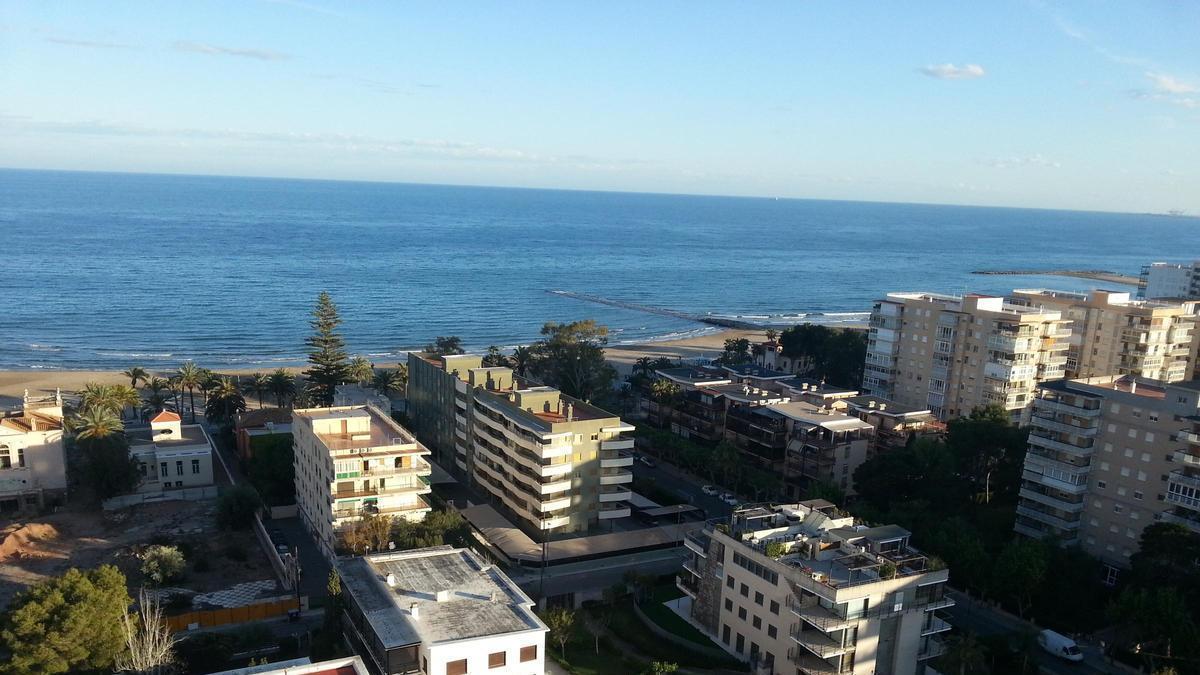 Vista de apartamentos en el litoral de Benicàssim.