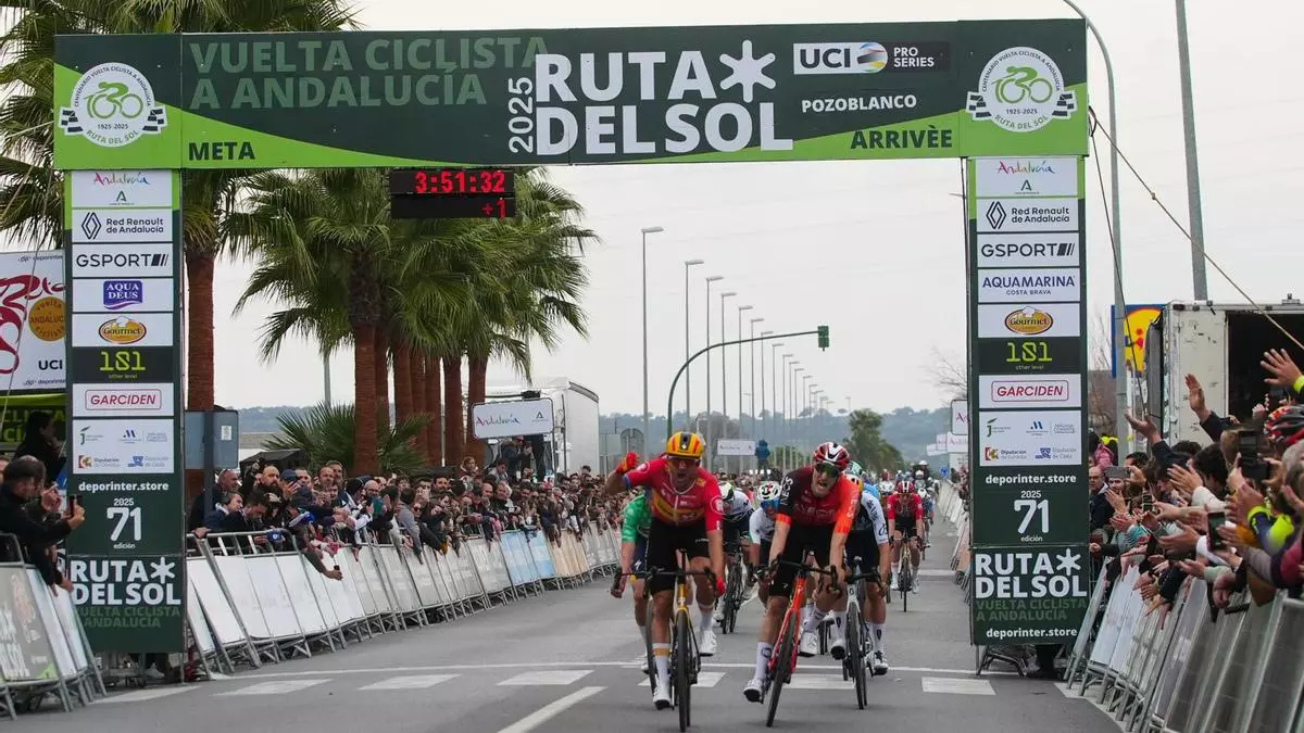 El noruego Alexander Kristoff gana la etapa de la Vuelta a Andalucía con final en Pozoblanco