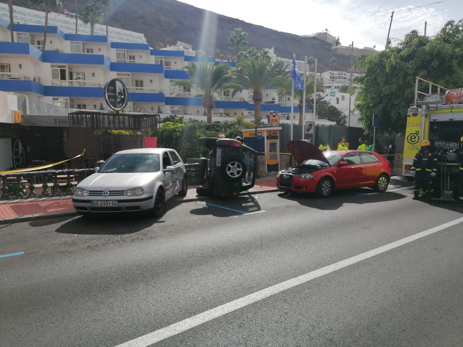 Accidente en Av. Tomás Roca Bosch